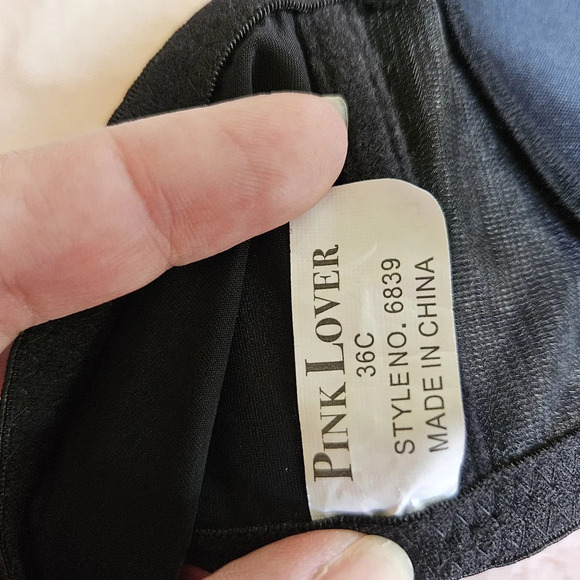 Classic Black Bra - Picture 8 of 9